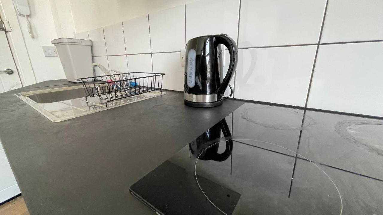 Lovely Studio Flat In The Heart Of Holloway. London Ngoại thất bức ảnh